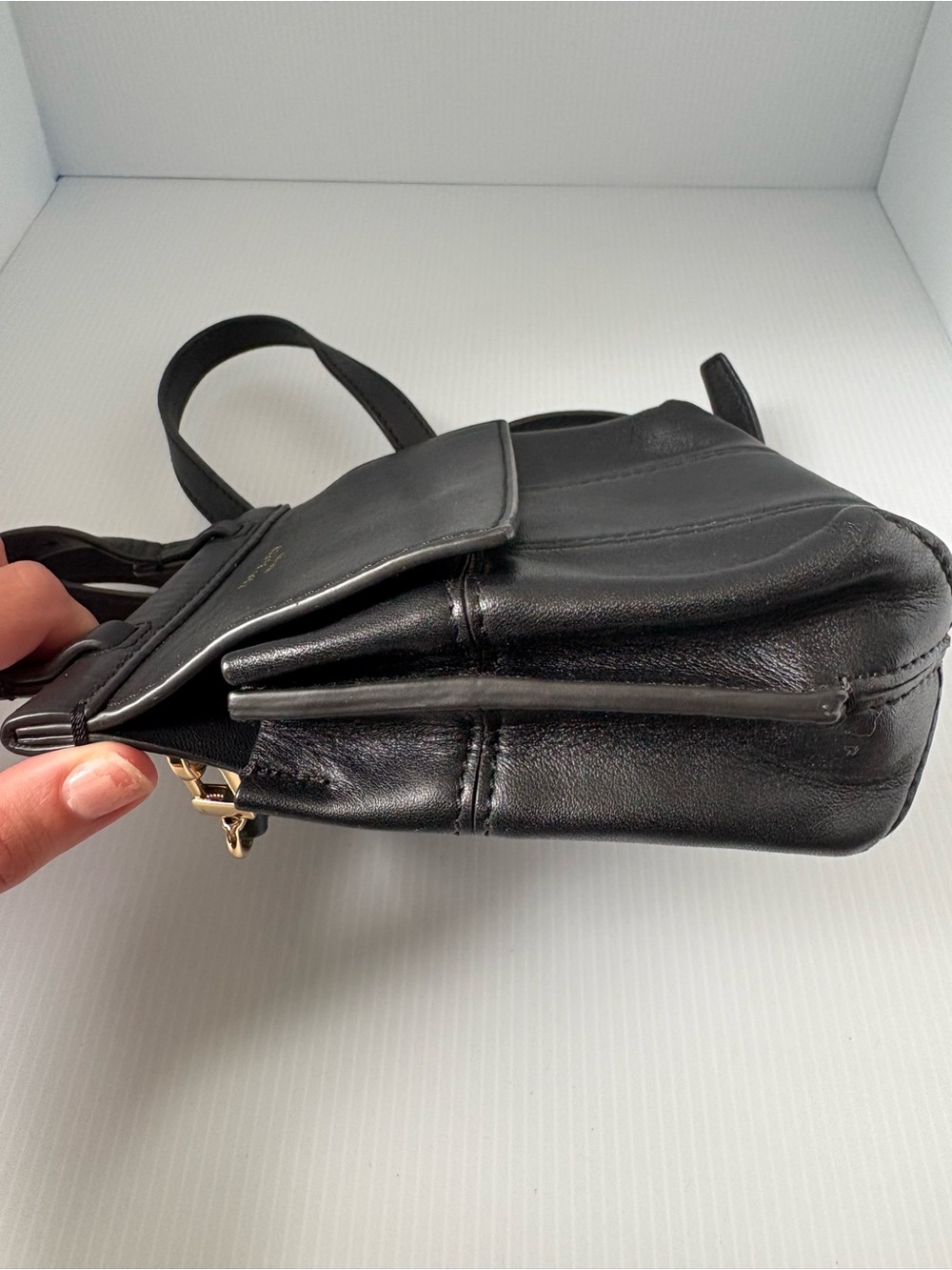 Tory Burch Block T Mini Leather - Picture 7 of 8